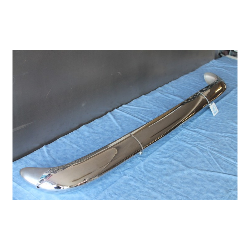 PARAURTO 3 PEZZI ANTERIORE  NUOVO CON SEGNI