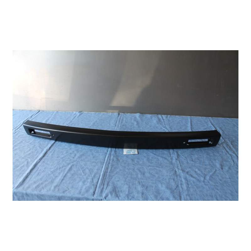 FIAT 127 L  CENTRE FRONT BUMPER 