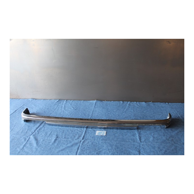 PEUGEOT 104 PARAURTO ANTERIORRE VARI STRISCI E GRAFFI MANCA FASCIA ADESIVA NERA