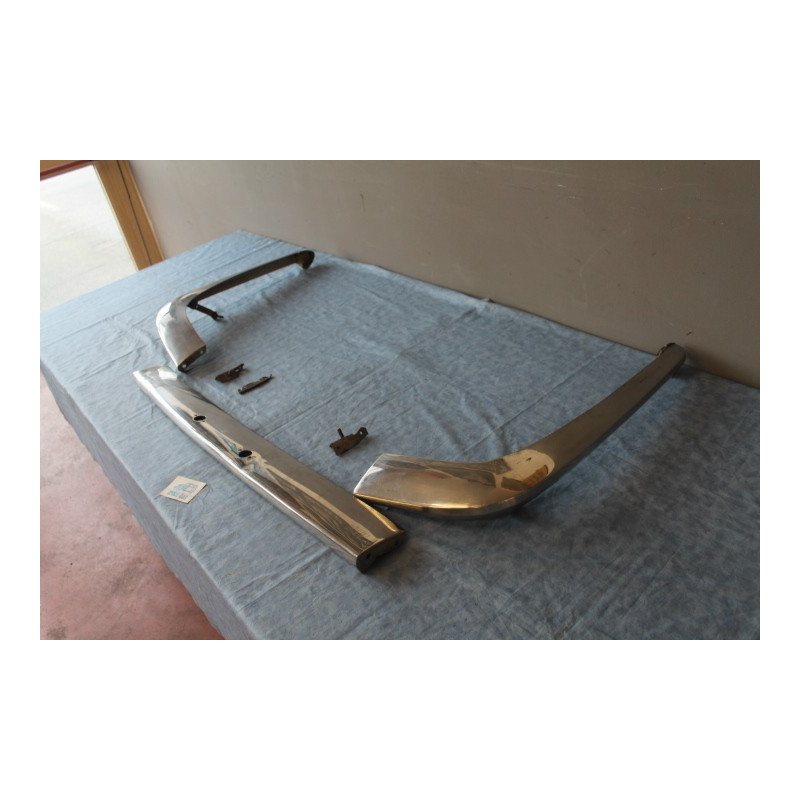 ISO GRIFO (?) REAR BUMPER USED TO BE RESTORED 