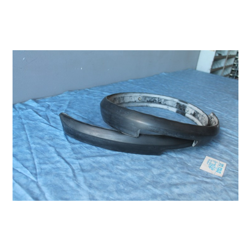 BETA BERLINA FIRST AND SECOND  SERIE FRONT BUMPER RUBBER NOS