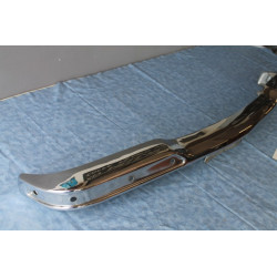 ALFA 2600 BERLINA SERIE 106 PARAURTO ANTERIORE NOS  S.GOMMA