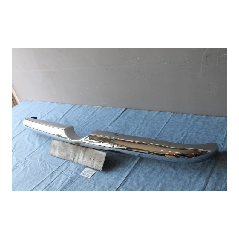 AURELIA B 20 (?) PARAURTO ANTERIORE DA RESTAURARE SOLO RITIRO DIRETTO