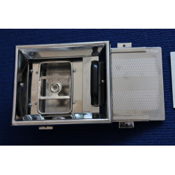 POSACENERE FERRARI-MASERATI NUOVO ORIGINALE