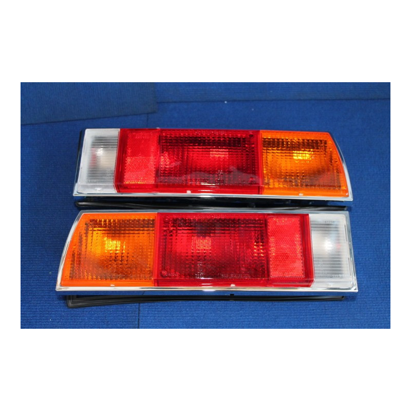 TAILIGHT COMPLETE "altissimo" WITH RUBBER PAIR