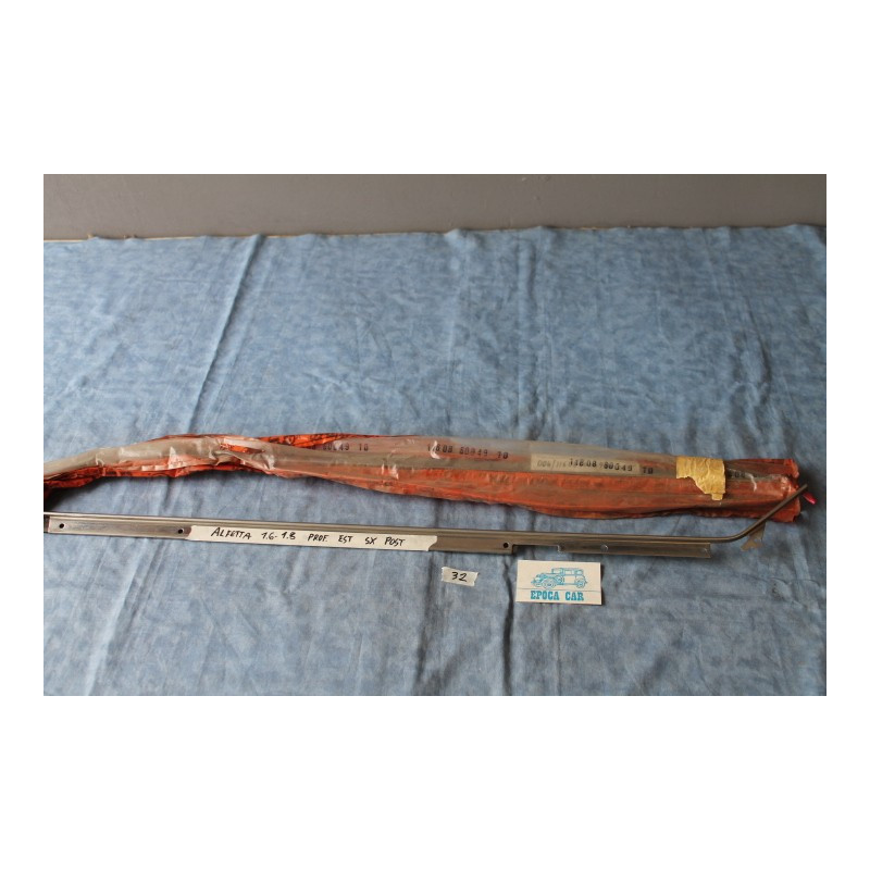 1.6 - 1.8 PROFILO RASCHIAVETRO POSTERIORE ESTERNO SINISTRO   116086004910