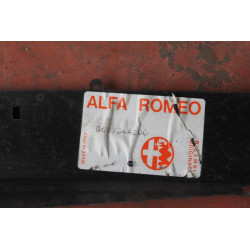 RIVESTIMENTO ANTERIORE INFERIORE ALFETTA 2000  06073444200  (117015411590 )