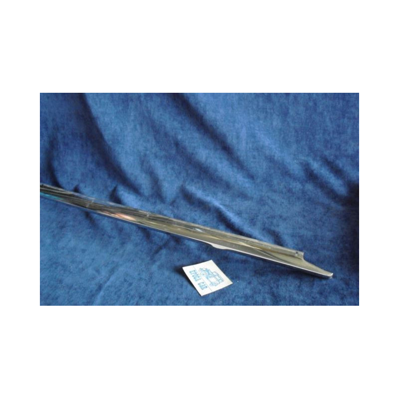 REAR BONNET BEAD FIAT 125 SPECIAL