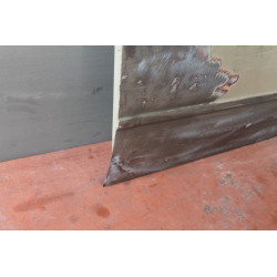 DOOR USED FRONT RIGHT RESTORED  ( 2  MODEL)