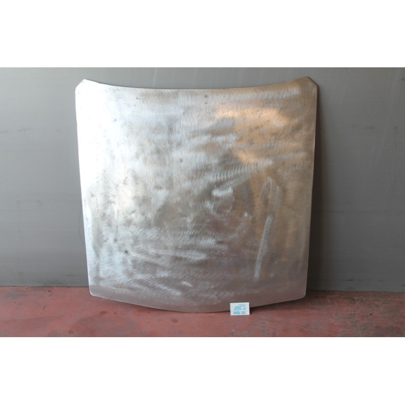 GT  2 s. FRONT BONNET PERFECT USED