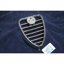 CENTRAL FRONT MASK 1750 sedan NOS