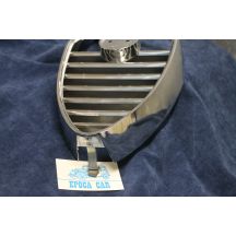 CENTRAL FRONT MASK 1750 sedan NOS