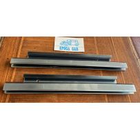 SUPPORT SIDE WINDOWS (PAIR)  2600 SPIDER TOURING