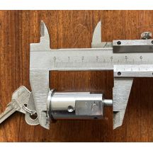 CILINDRO SERRATURA CON CHIAVE PORTA ESTERNA fiat 508 c 1100 a b e ( controllare misure )