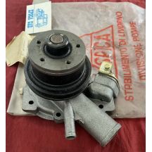 POMPA ACQUA A.R. GIULIA - GT - DUETTO 1300 - 1600 CON INGRANAGGIO   DINAMO ORIG. SPICA  PULEGGIA DIAM. 94 mm 105.30.07.024.00