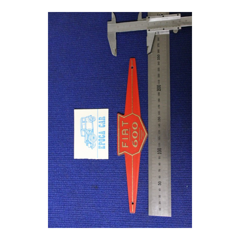 FIAT 600 STEMMA PLASTICA ROSSA