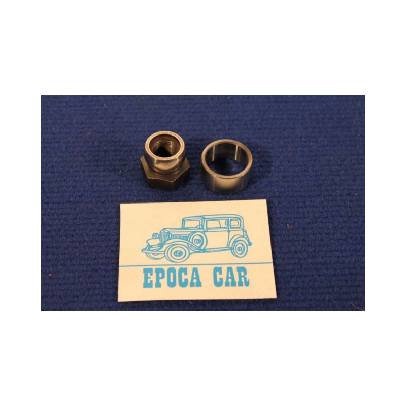 DADO E BOCCOLA CENTRAGGIO TRASMISSIONE 500 C (SPECIFICARE SE diam.28 oppure 30 mm.)