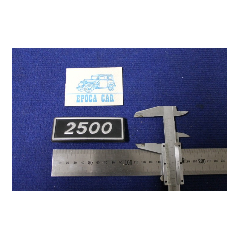 FIAT    2500 (FONDO NERO) PLASTICA