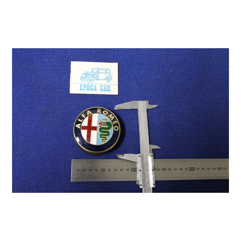 BADGE WHIT SUPPORT 74 DIAMETER  PLASTIC