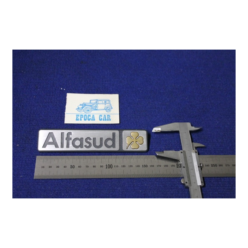 SCRITTA "ALFASUD" (+ QUADRIFOGLIO) METALLO OPACO