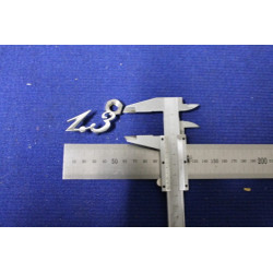 EMBLEM " 1.3 "  HEIGHT 21 MM  SMALL THIKNESS   METAL CHROME