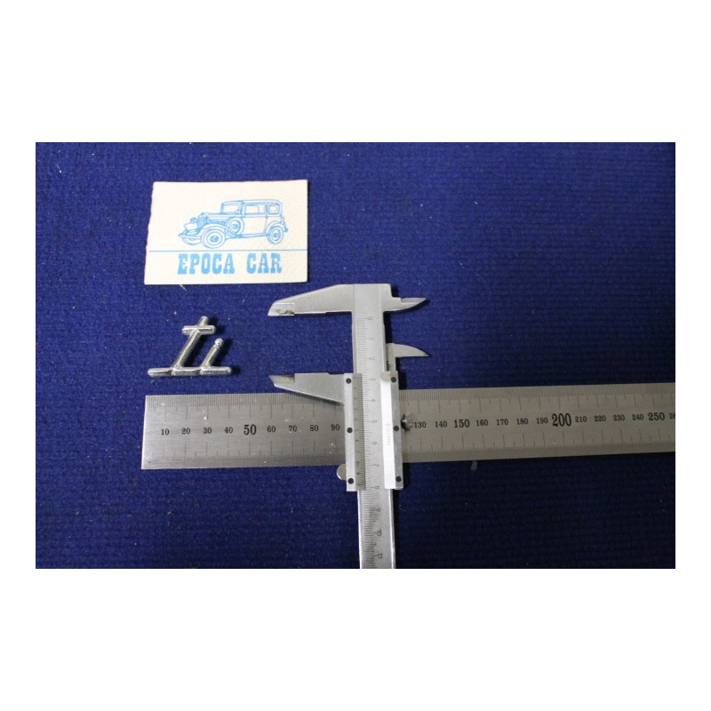 SCRITTA "ti" IN ALLUMINIO