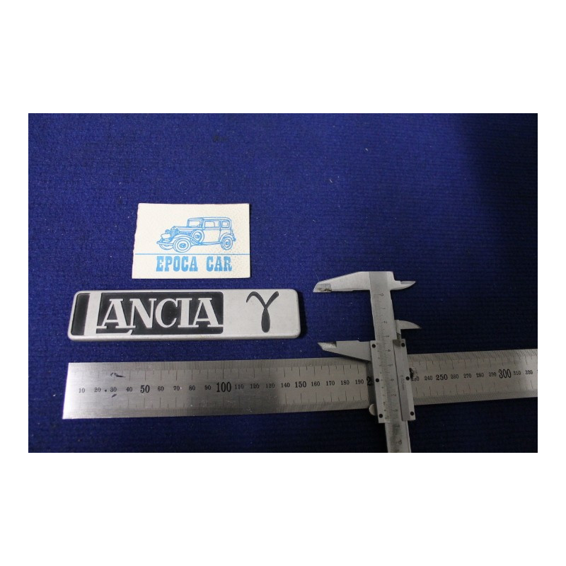 SCRITTA "LANCIA (GAMMA)"   METALLO OPACO
