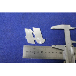 EMBLEM "J4"  METAL CHROME