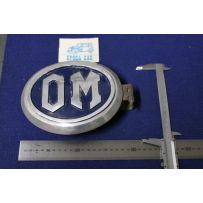 BADGE "OM" LENGHT 180 mm METAL IN BLAU BACKGROUND