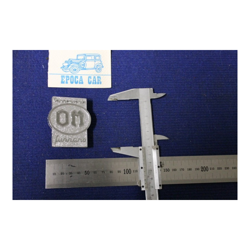 BADGE "CARROZZERIA OM  SUZZARA"  PLASTIC