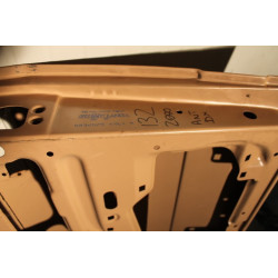 132 2000   RIGHT ANTERIOR DOOR (5934575-4L)