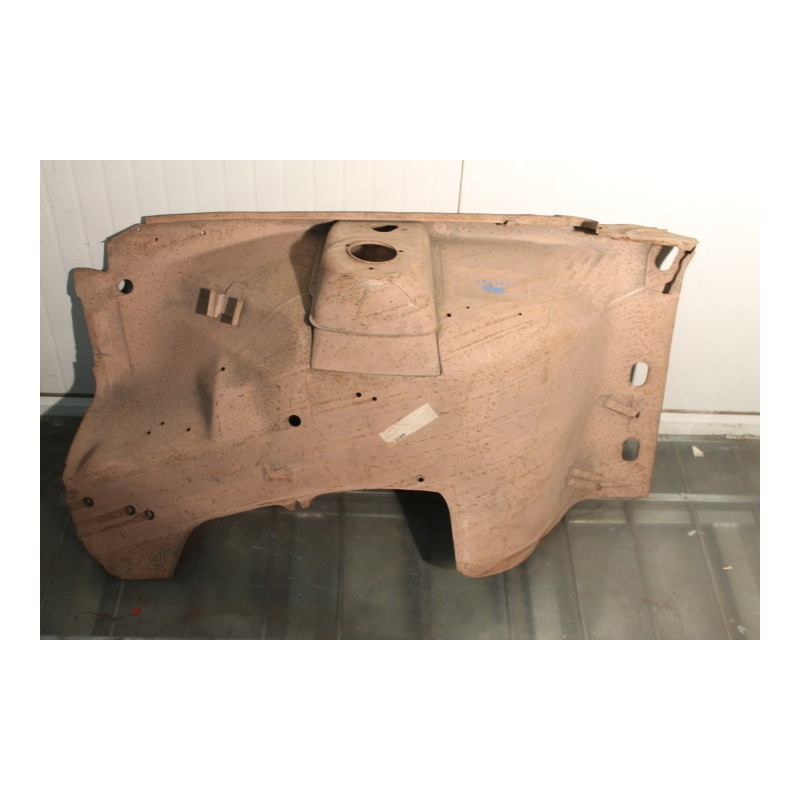 128 CCL   RIGHT FRONT SIDE-MEMBER WHEELHOUSING (4367901)