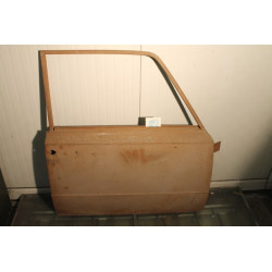 124    RIGHT FRONT DOOR