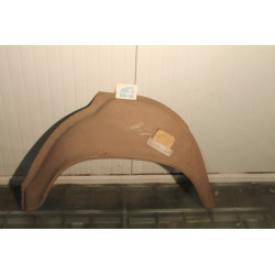 124     LEFT REAR WHEELHOUSING (4171431)