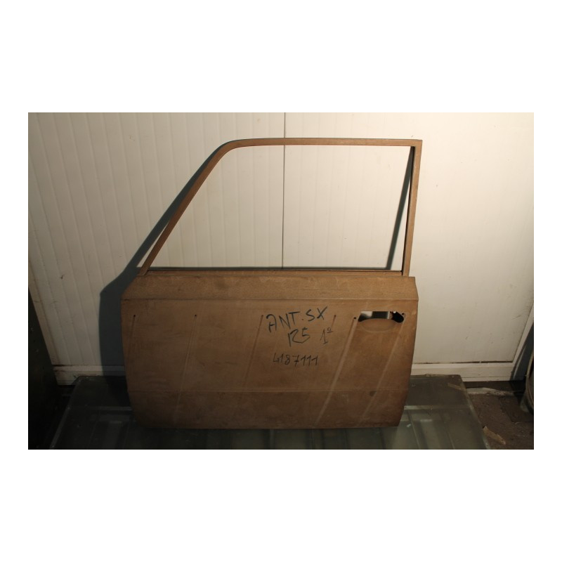 125 1°S  FRONT LEFT DOOR  4187111