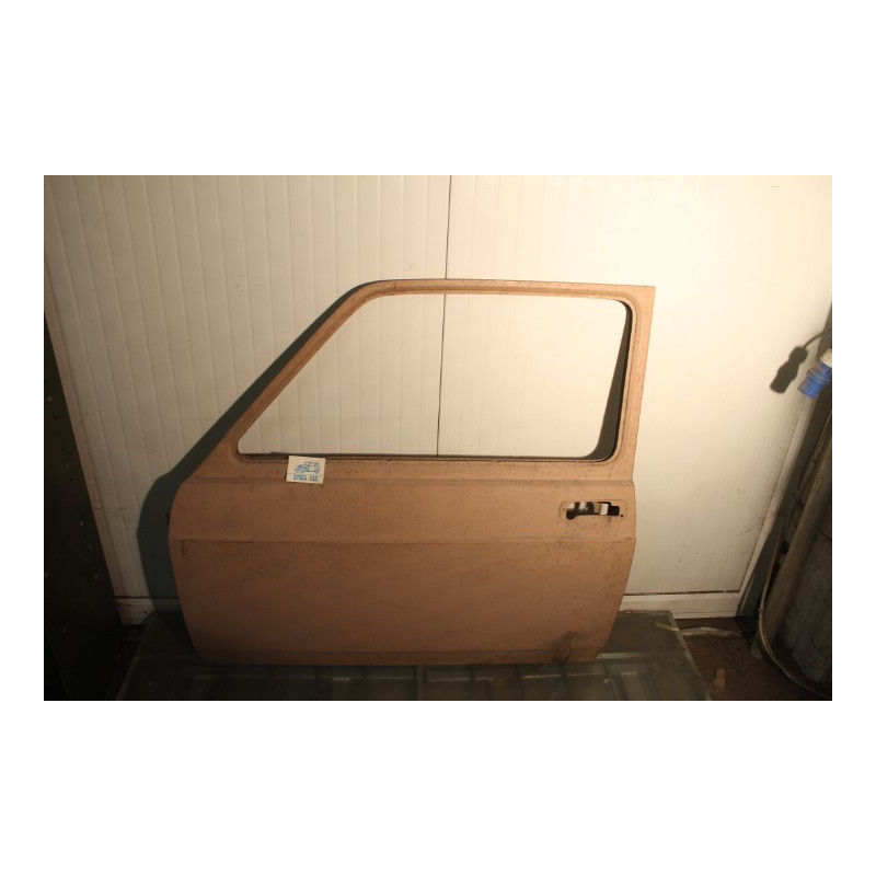 128  LEFT FRONT DOOR   443936