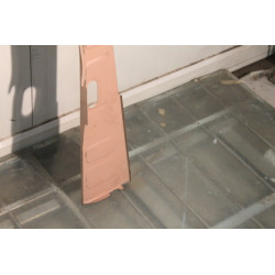 600   COUPLE OF  INSIDE DOOR SILL