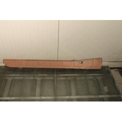 600   COUPLE OF  INSIDE DOOR SILL