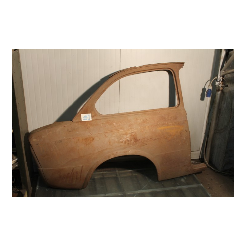 850  PARAFANGO POST. DX COMPLETO DI ELEMENTO INTERNO FINESTRINO E PORTAFANALE POSSTERIORE