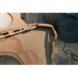 850  PARAFANGO POST. DX COMPLETO DI ELEMENTO INTERNO FINESTRINO E PORTAFANALE POSSTERIORE