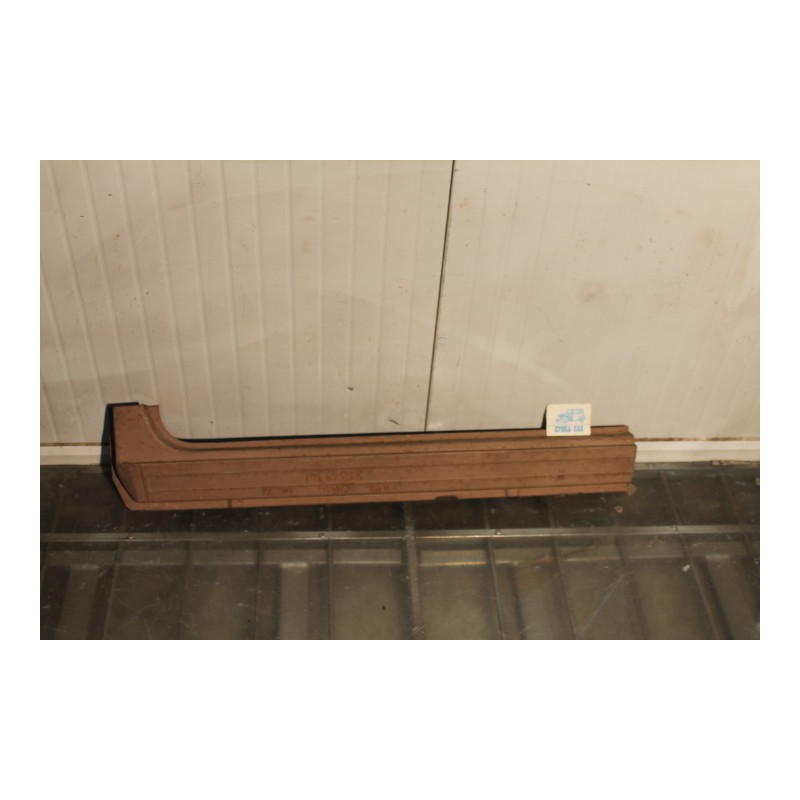 A 112  LEFT DOOR SILL (SHORT TYPE WITHOUT HOLES) 82349941