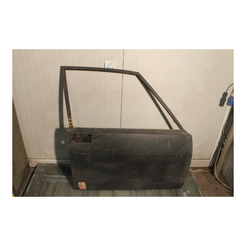 ALFETTA 2000  FRONT RIGHT DOOR 116555504200