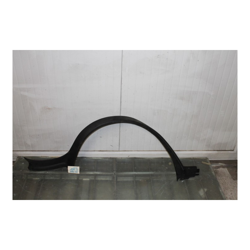 ALFETTA (?)  REAR RIGHT PLASTIC FENDER MOLDING