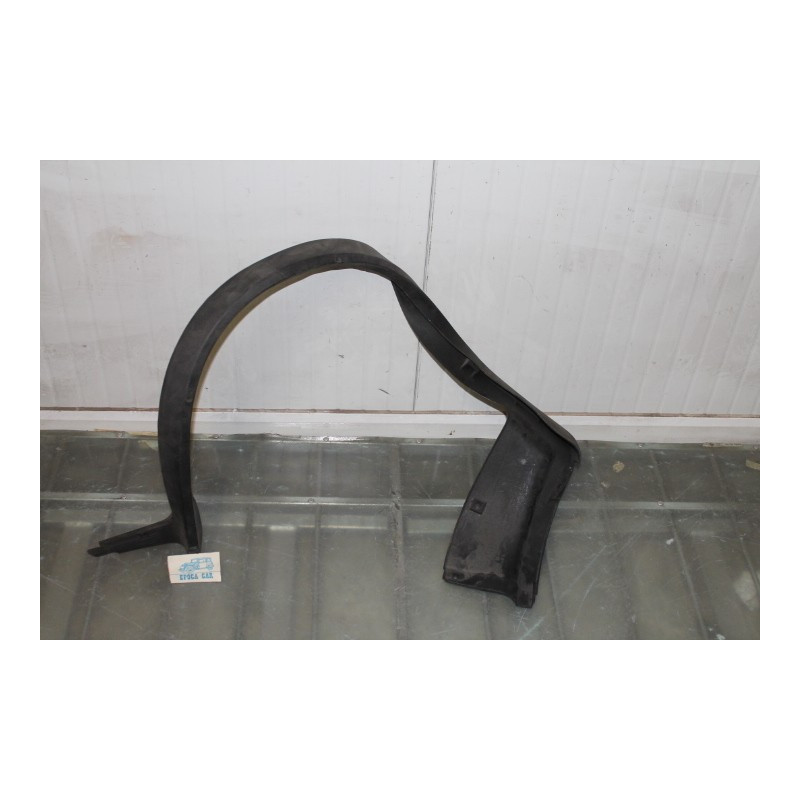 ALFETTA (?)  REAR LEFT PLASTIC FENDER MOLDING