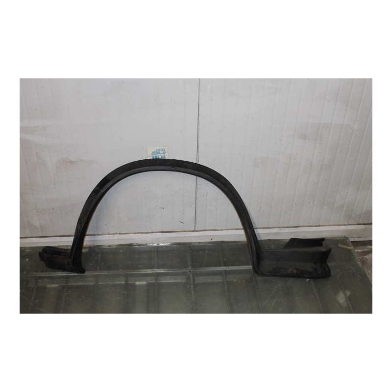 ALFETTA (?)  COPRIPARAFANGO IN PLASTICA POST. SX