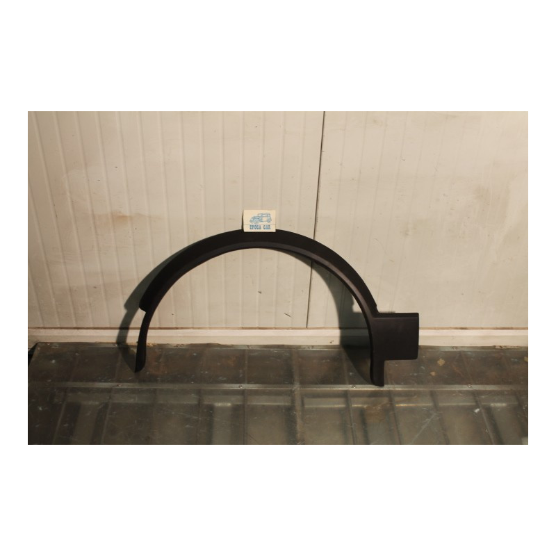 A 112  COPRIPARAFANGO ANTERIORE SX IN PLASTICA  4483159