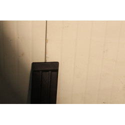 A 112  MODANATURA PORTA SX IN PLASTICA