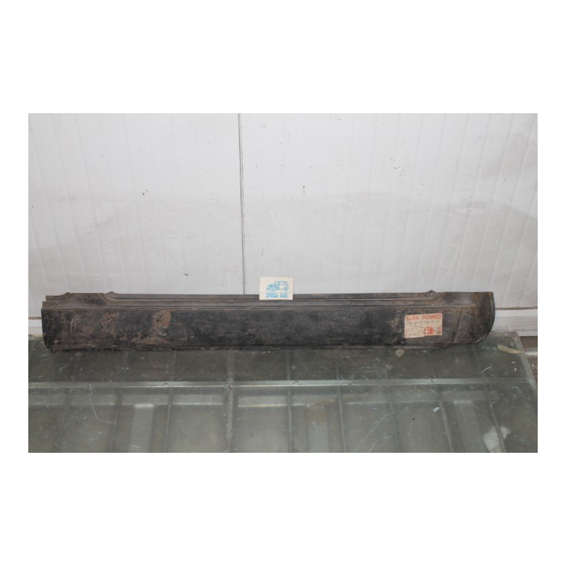 MEZZO SOTTOPORTA ANTERIORE DX