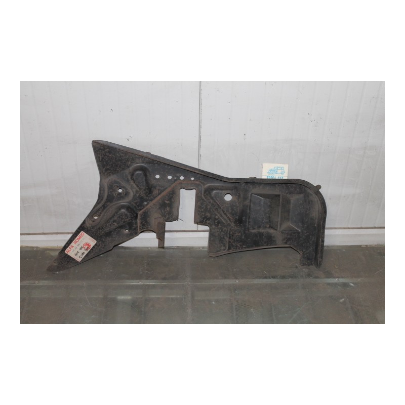 FRONT SIDE RIGHT 2000 SEDAN 105.41.50.012.01
