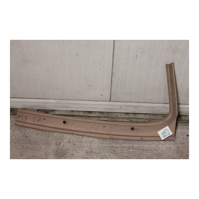 UNDER FRONT GLASS 127 2P